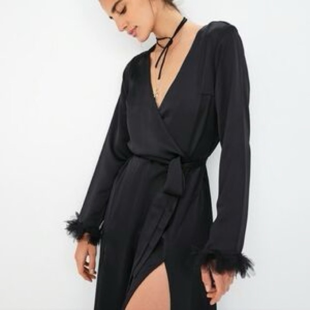 For Love And Lemons Black Ruffle Trim Robe - Picture 2 of 4